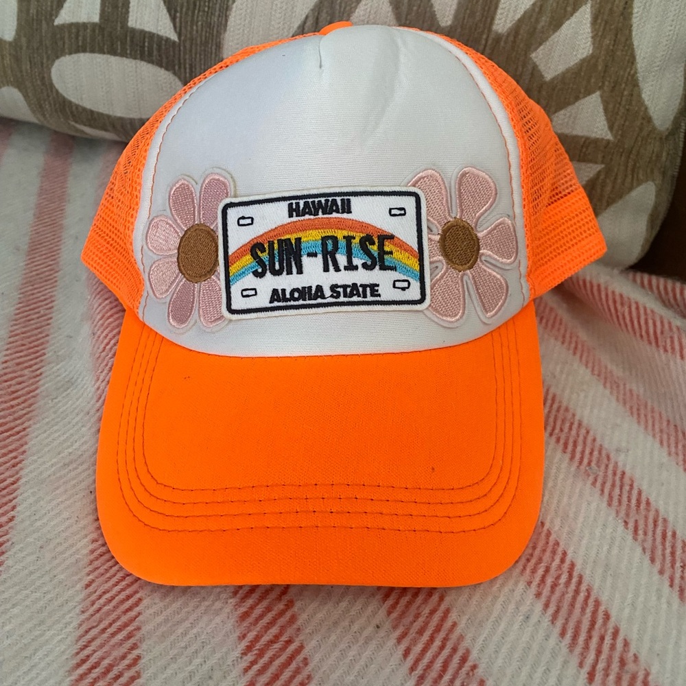 Trucker hat with added patches “sunrise”